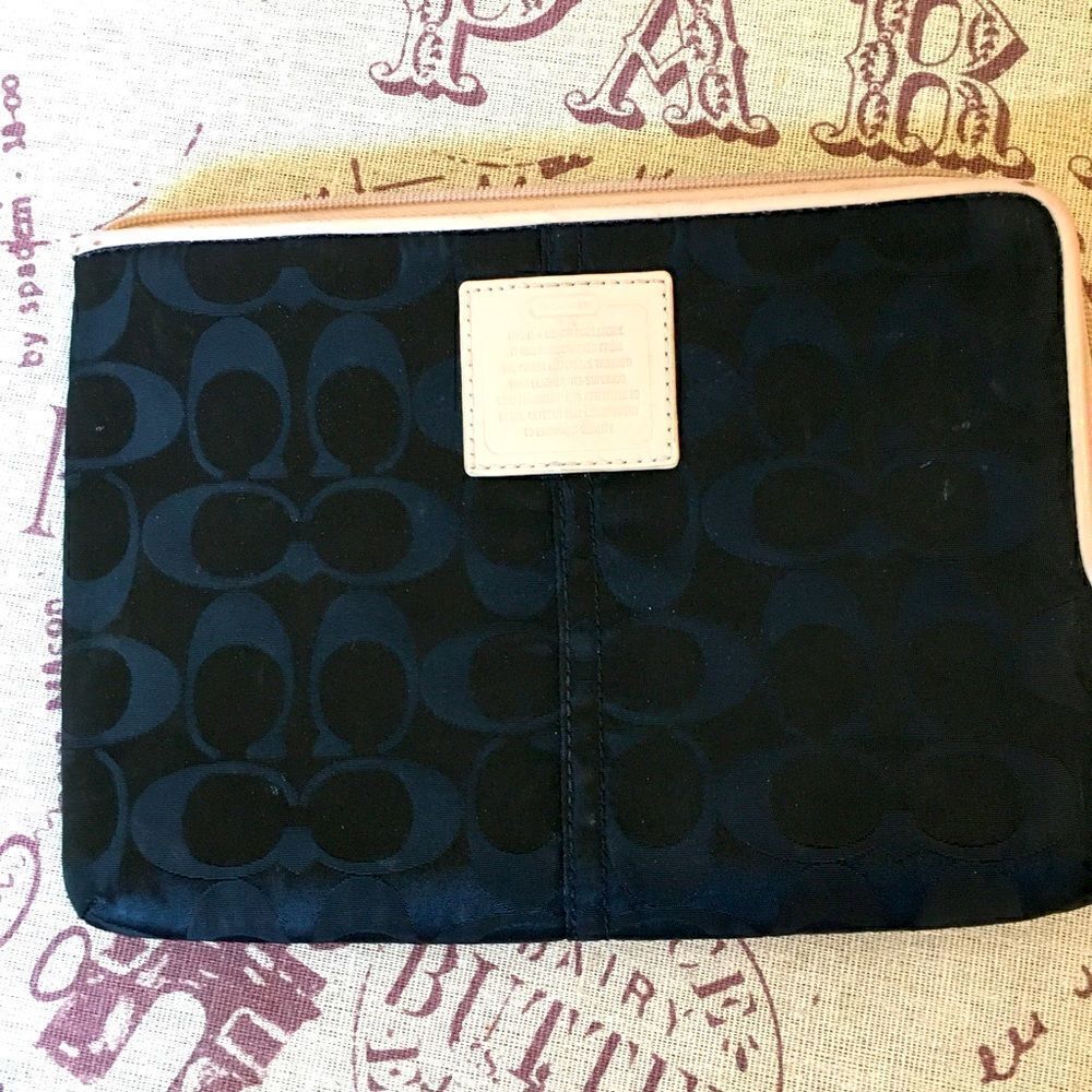 Authentic Coach Black Zippered Pouch